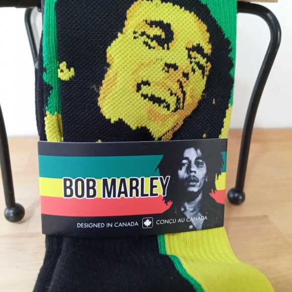 Bob Marley Smile Crew Socks ~ Free Shipping! ☆ NWT - Picture 3 of 12